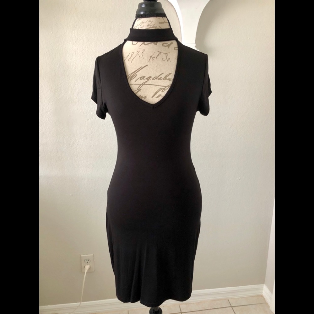 Solid bodycon dress!